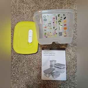 Brand new tupperware